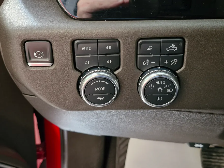 جي إم سي  سييرا Elevation 2023 