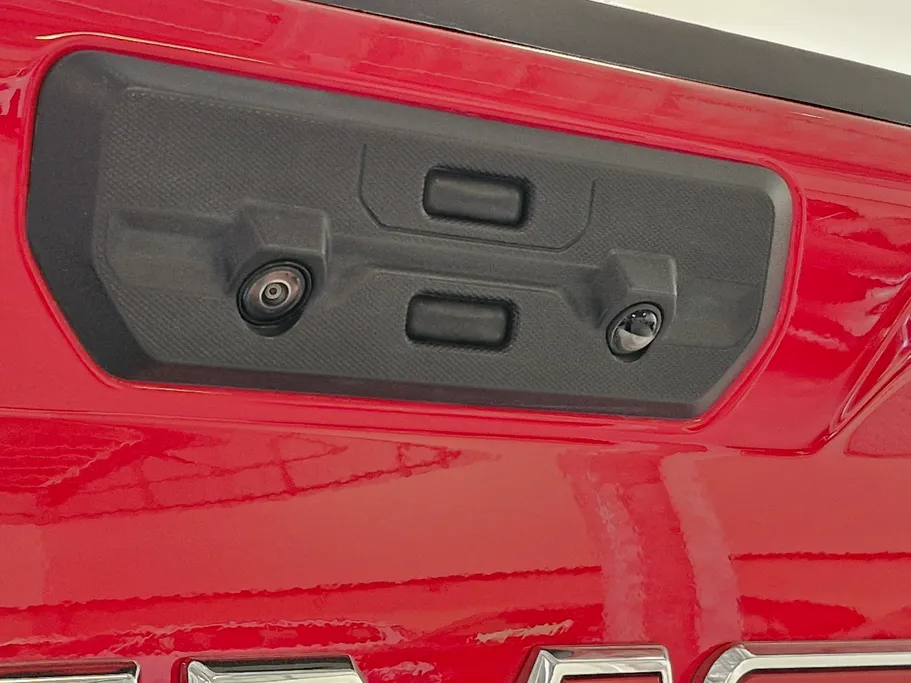 جي إم سي  سييرا Elevation 2023 