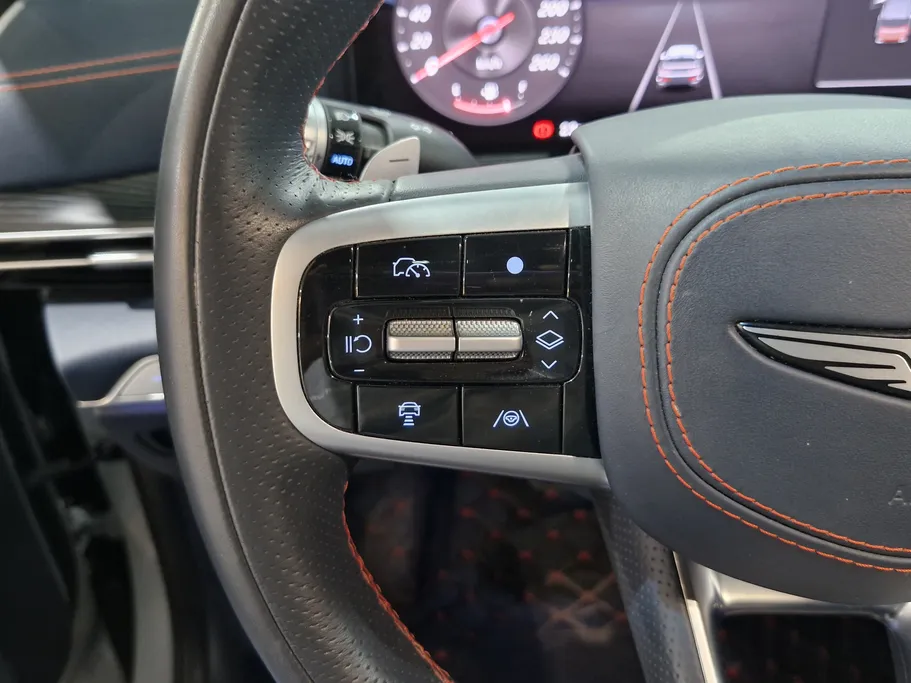 2025 Genesis GV80 Premium 