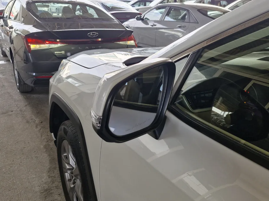 تويوتا راف فور LE 2022 