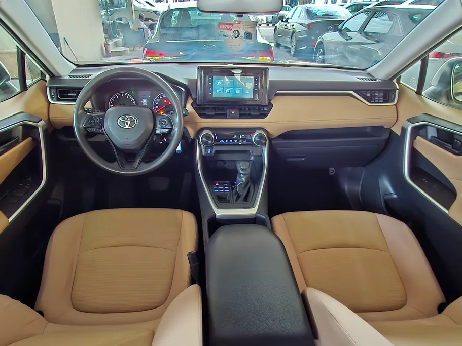 تويوتا راف فور LE 2022 