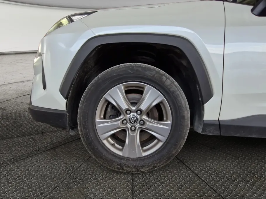 تويوتا راف فور LE 2022 