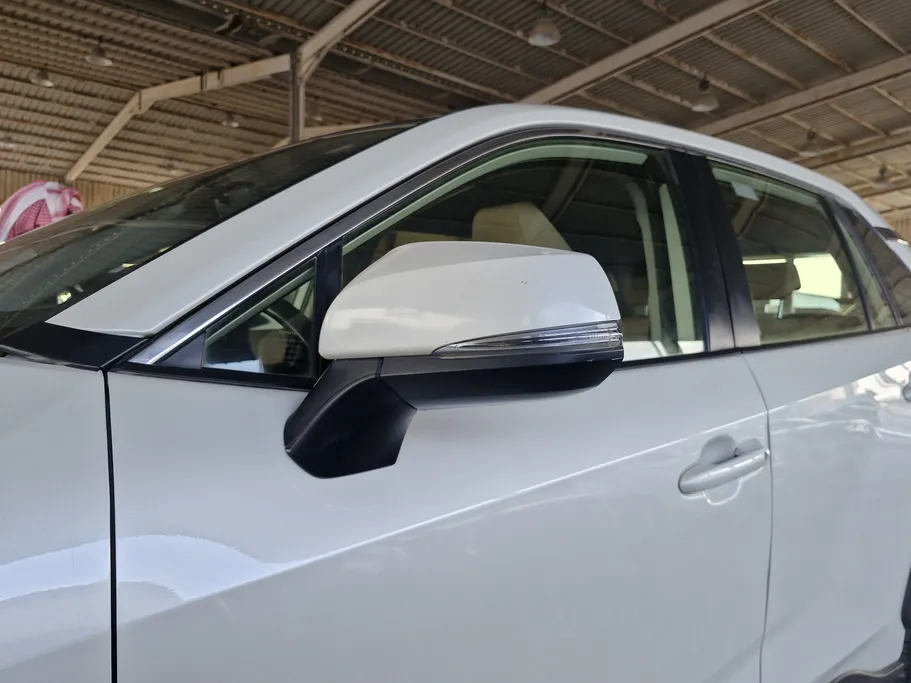 تويوتا راف فور LE 2022 