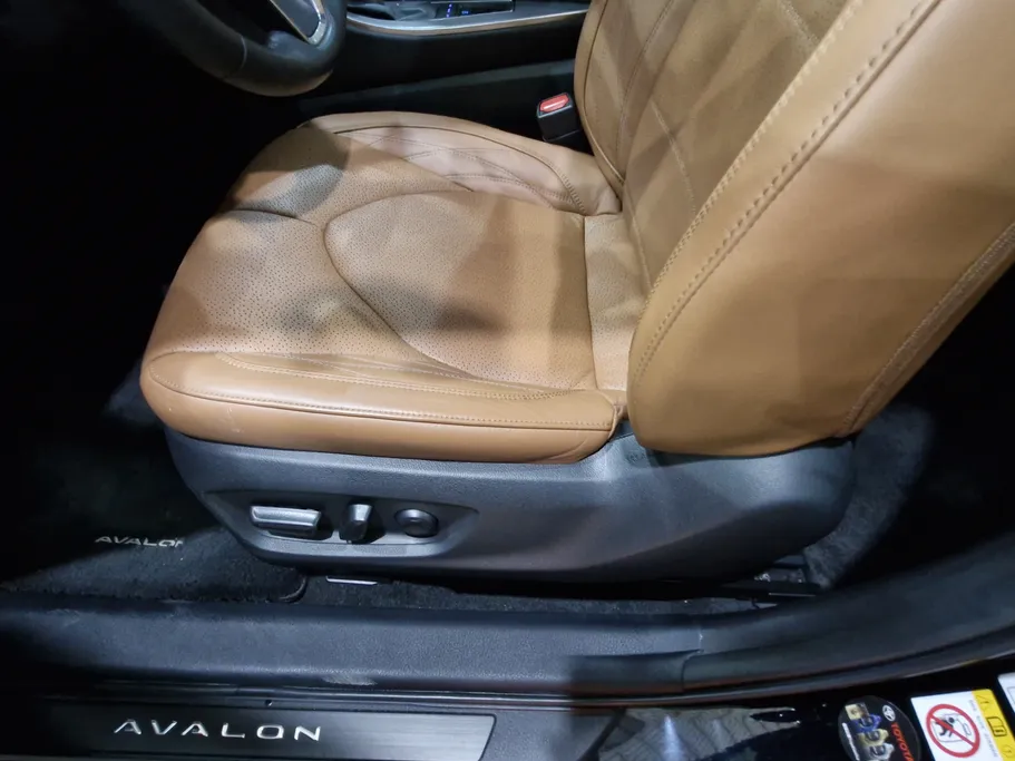 تويوتا افالون PREMIUM 2022 