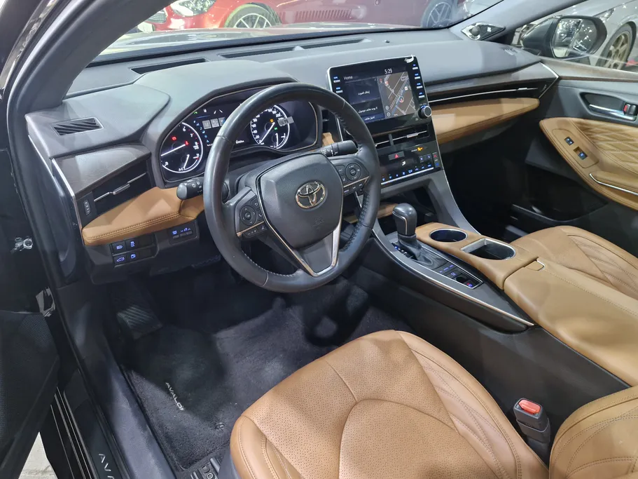 تويوتا افالون PREMIUM 2022 