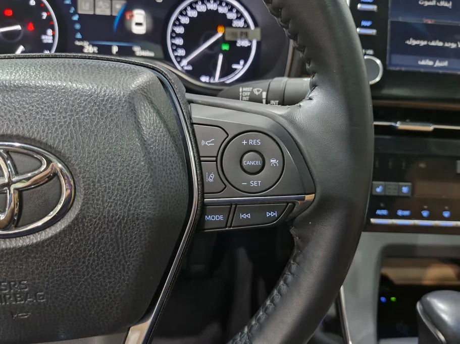 تويوتا افالون PREMIUM 2022 