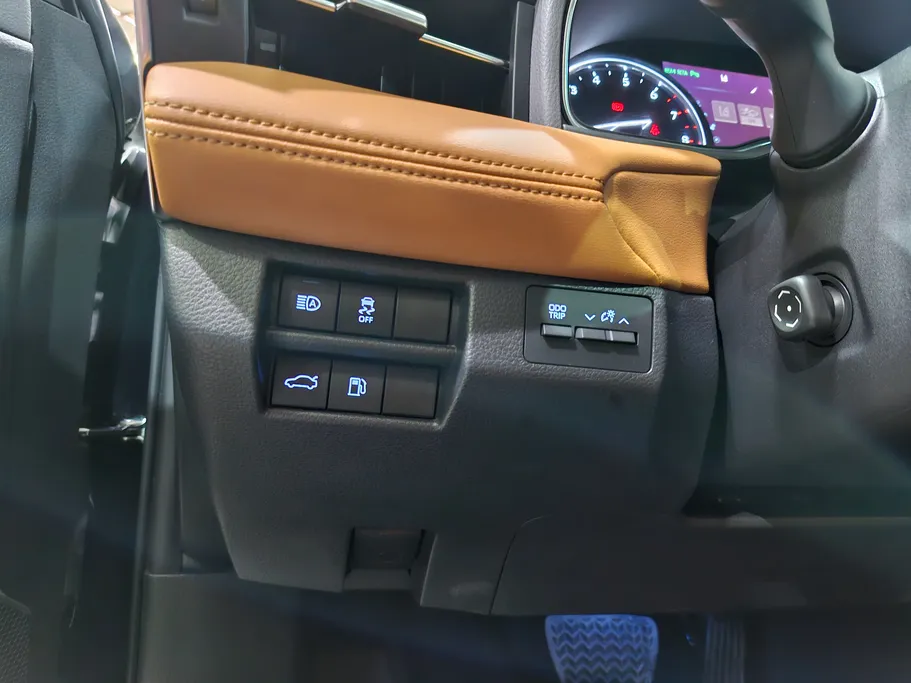 تويوتا افالون PREMIUM 2022 