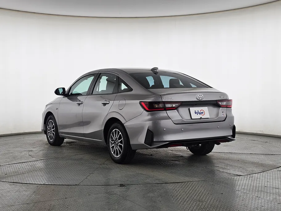2023 Toyota Yaris  Y 