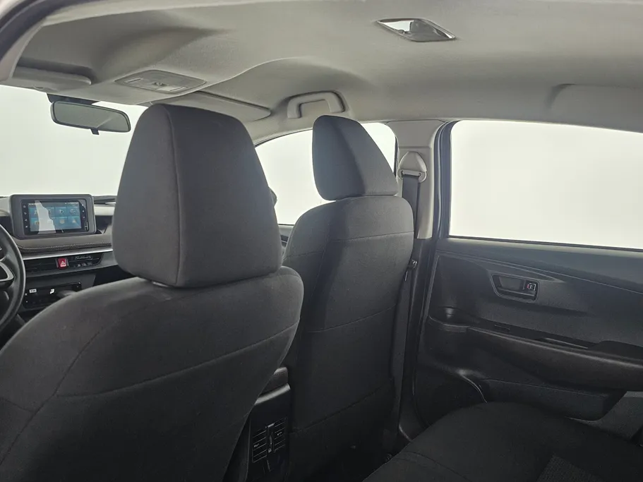 2023 Toyota Yaris  Y 