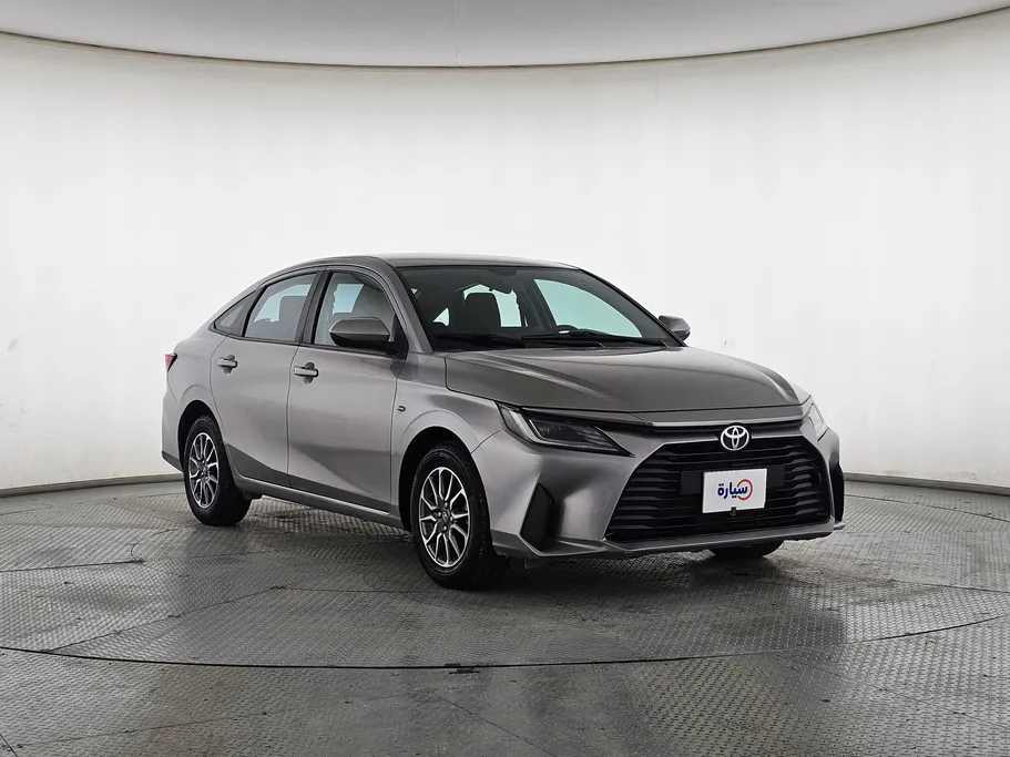 2023 Toyota Yaris  Y 