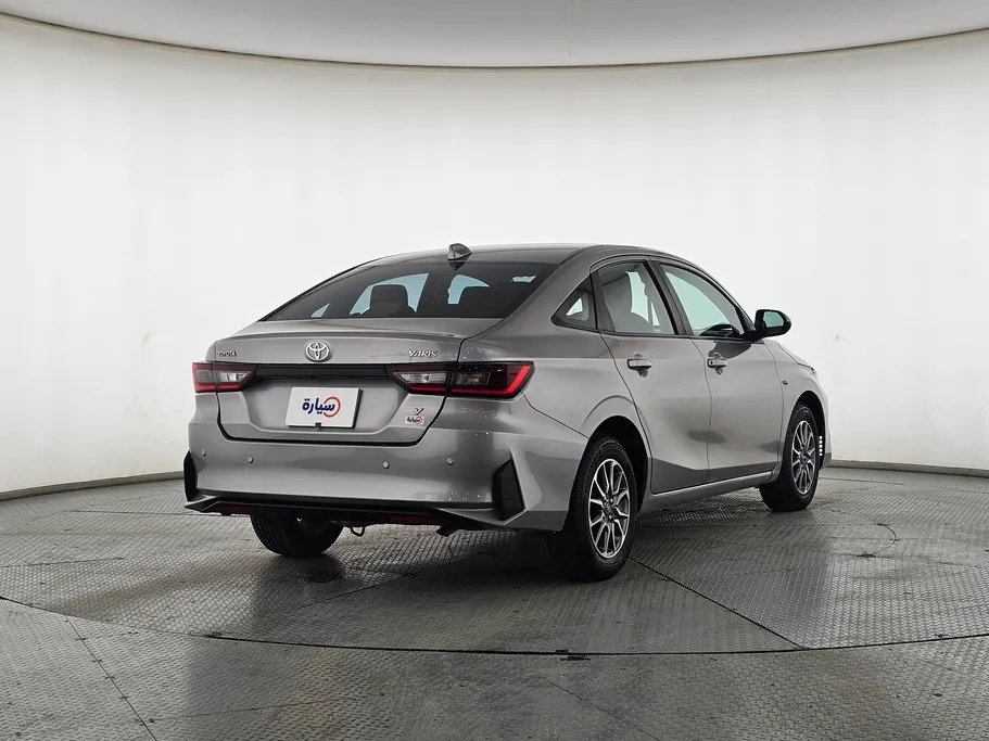 2023 Toyota Yaris  Y 