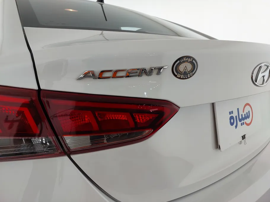 هيونداي اكسنت سمارت 2022 