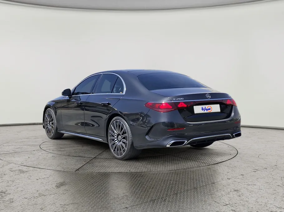 2025 Mercedes E 200 