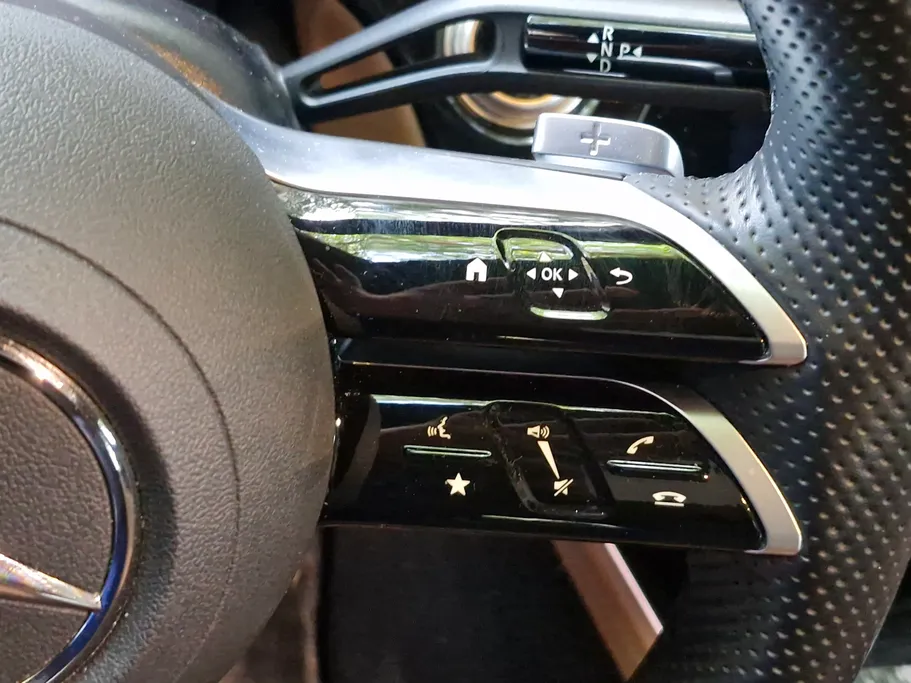 مرسيدس E 200 2025 