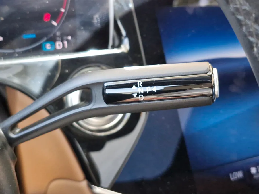 مرسيدس E 200 2025 