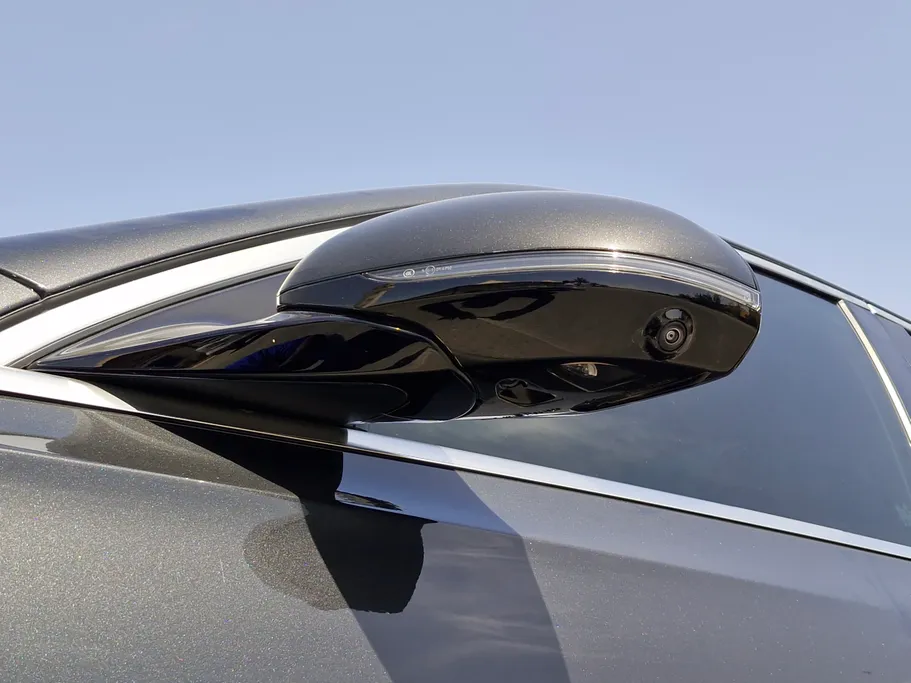 مرسيدس E 200 2025 