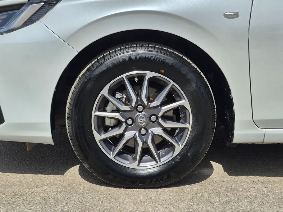 تويوتا يارس Y 2024 