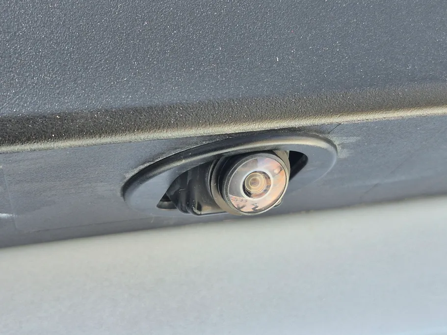 تويوتا يارس Y 2024 