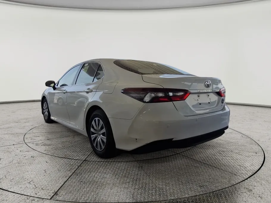 2022 Toyota Camry  LE 
