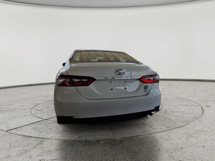 2022 Toyota Camry  LE 