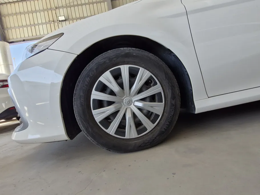 تويوتا كامري LE 2022 