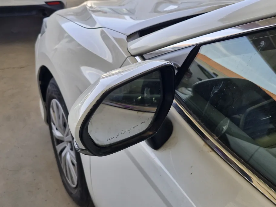 تويوتا كامري LE 2022 