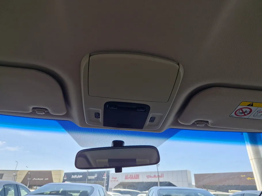 تويوتا كامري LE 2022 