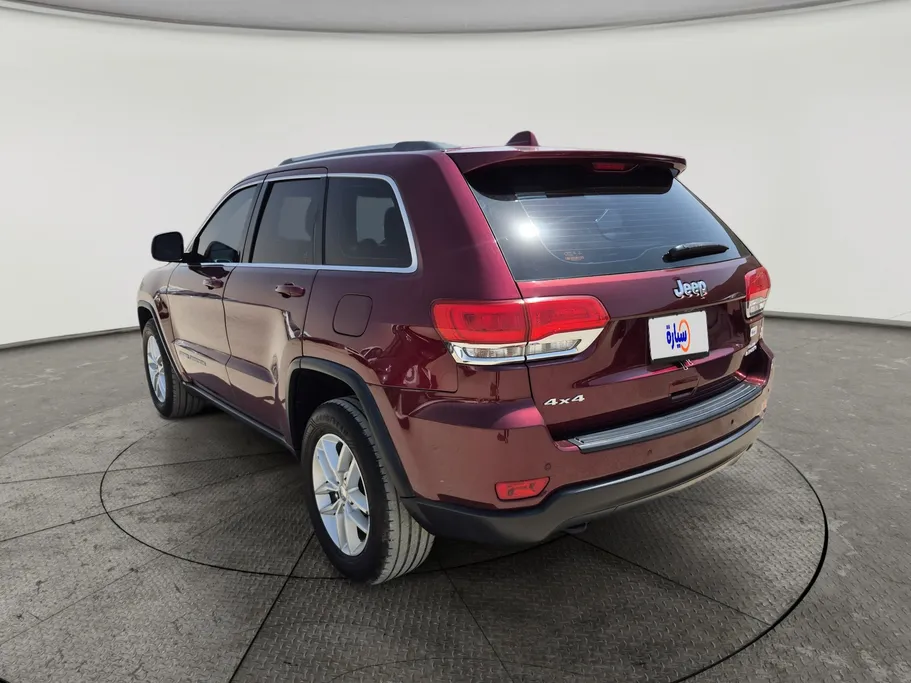 2018 Jeep Grand Cherokee لاريدو 