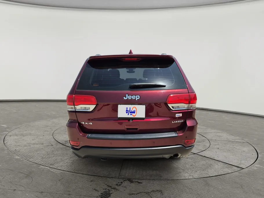 2018 Jeep Grand Cherokee لاريدو 