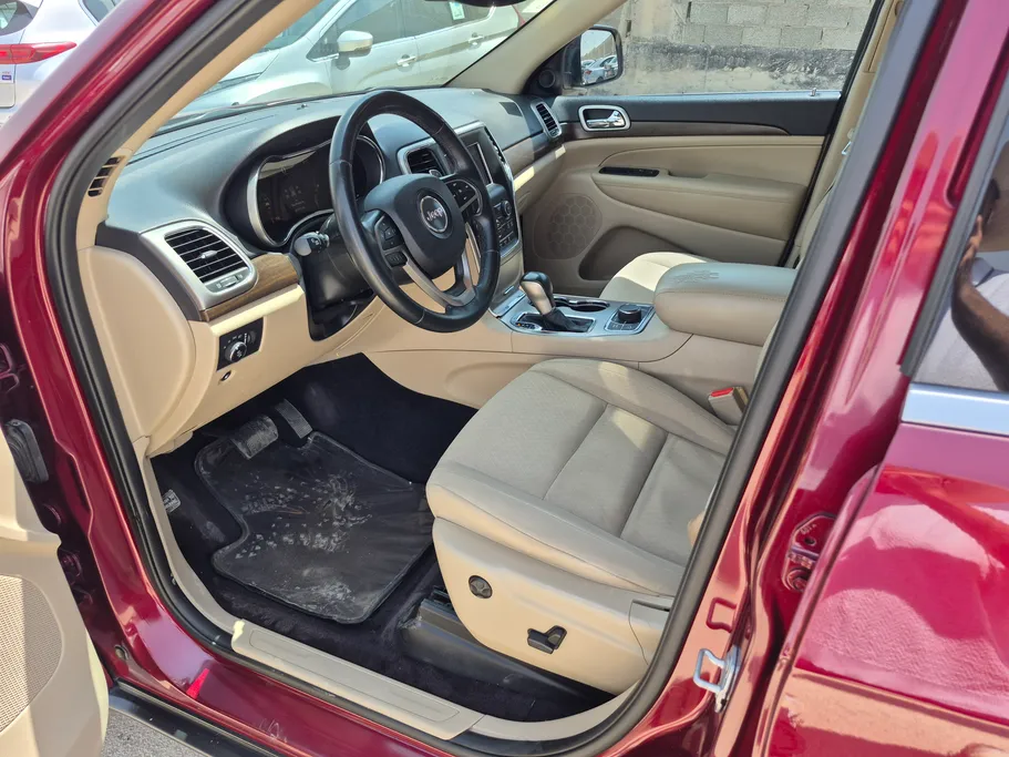 2018 Jeep Grand Cherokee لاريدو 