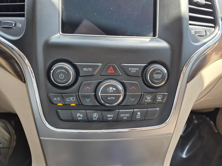 2018 Jeep Grand Cherokee لاريدو 