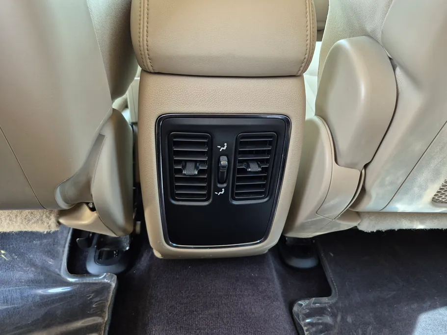2018 Jeep Grand Cherokee لاريدو 