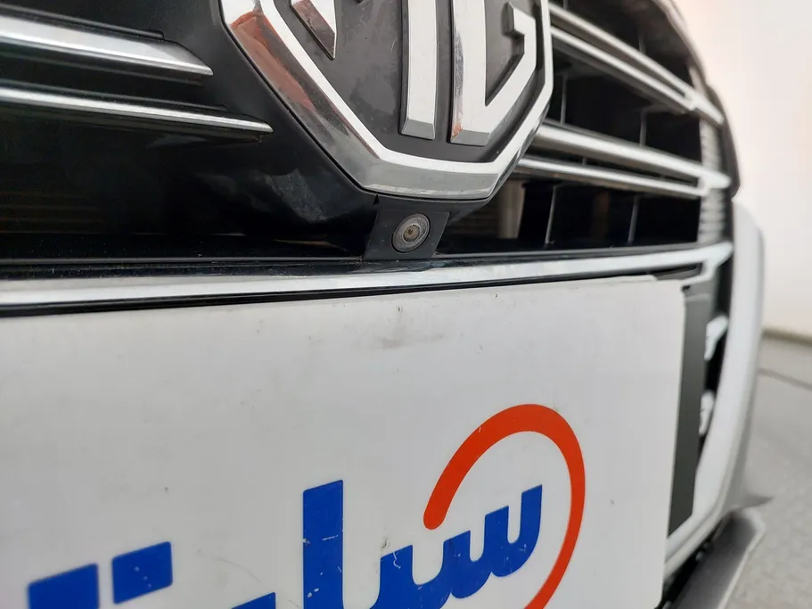 2023 ام جي 5 LUX 