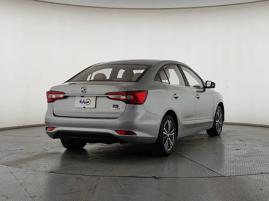 2023 ام جي 5 LUX 