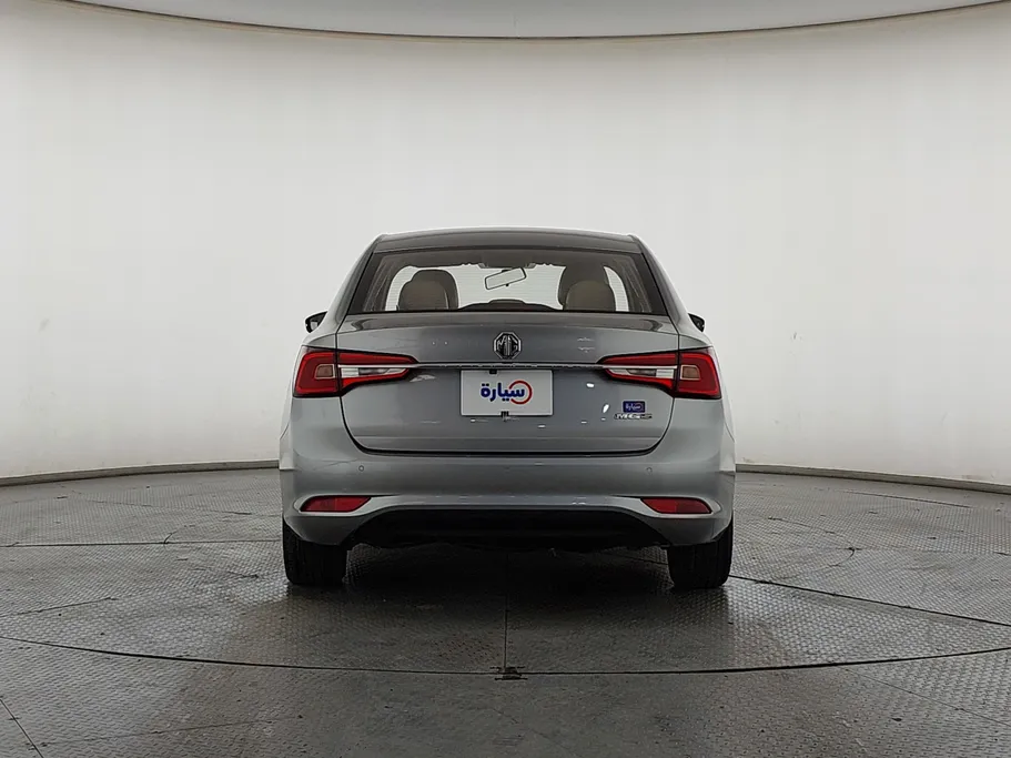 2023 ام جي 5 LUX 