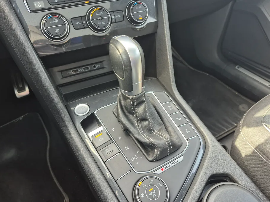 2019 Volkswagen Tiguan R Line 