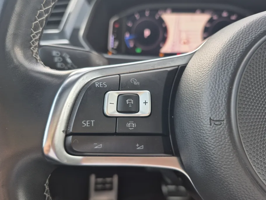 2019 Volkswagen Tiguan R Line 