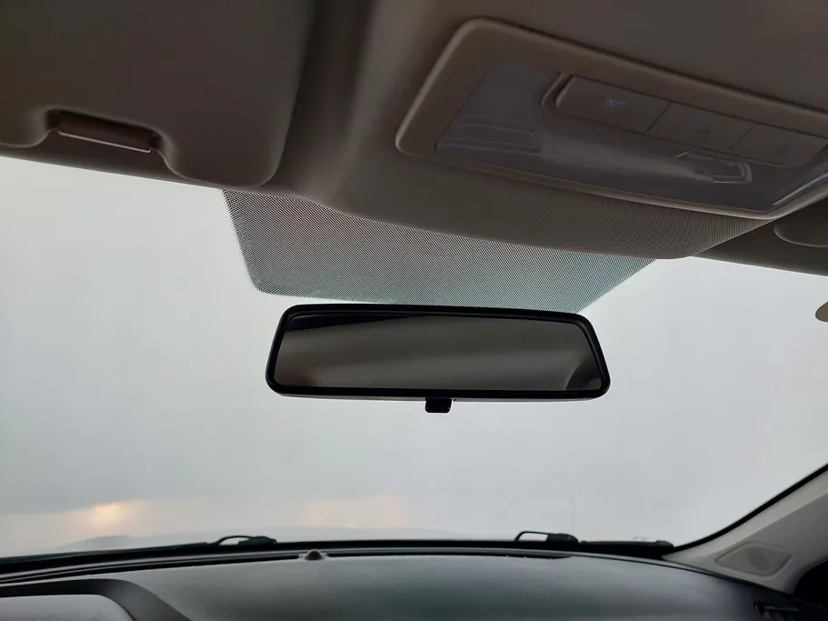 ام جي 5 STD 2023 