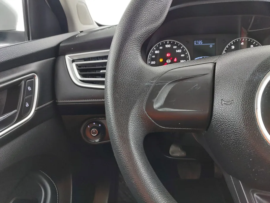 ام جي 5 STD 2023 