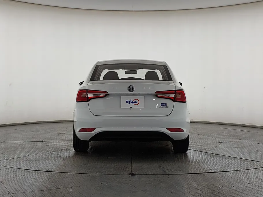 ام جي 5 STD 2023 