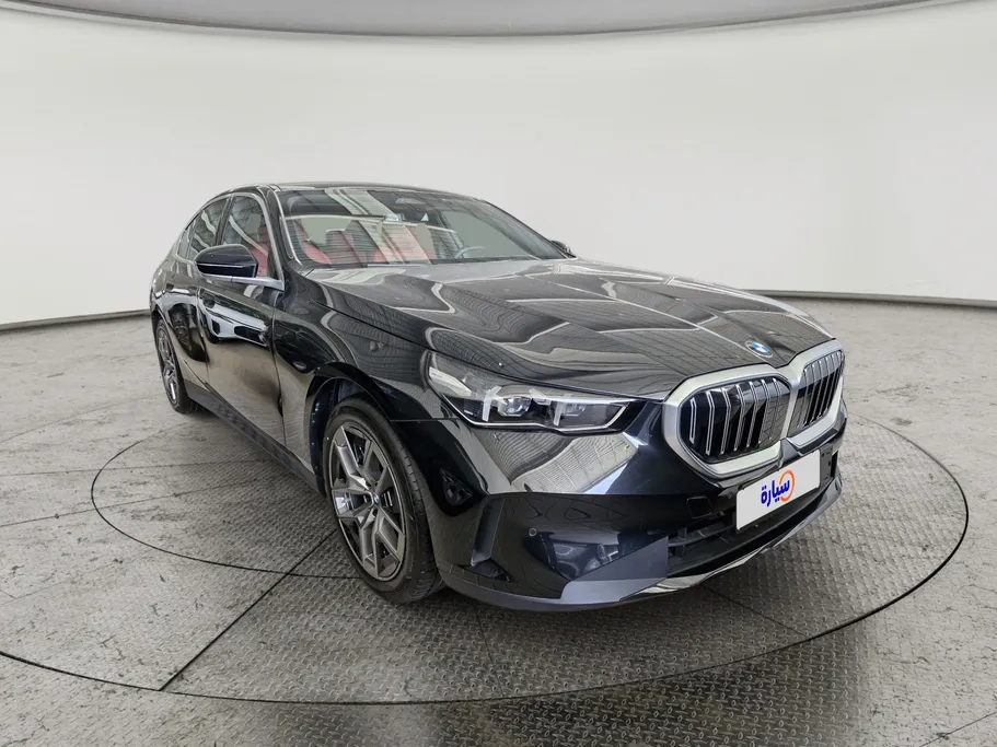 بي ام دبليو الفئة الخامسة 520i 2026 