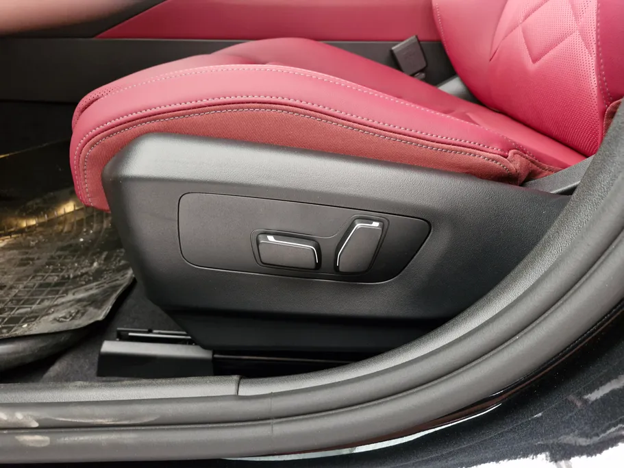 بي ام دبليو الفئة الخامسة 520i 2026 