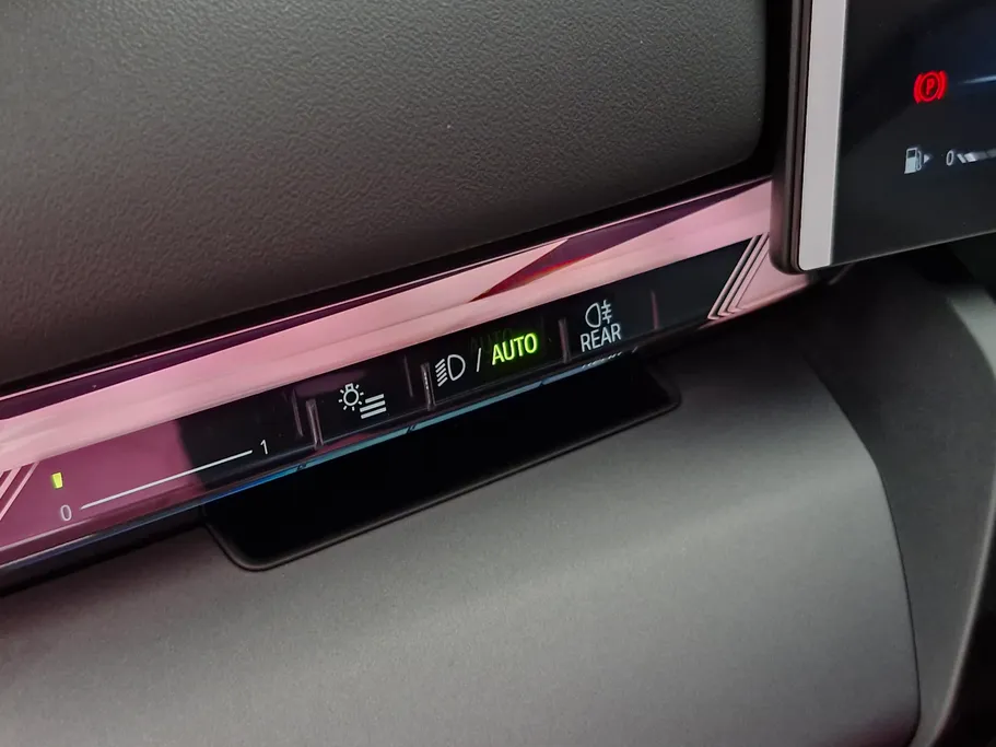 بي ام دبليو الفئة الخامسة 520i 2026 