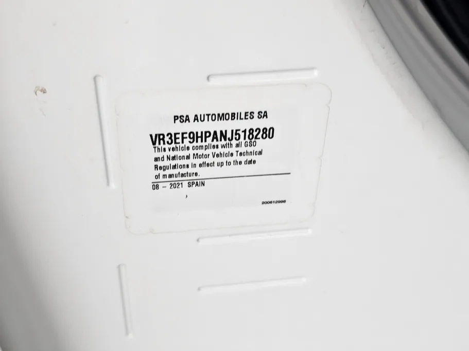 2022 Peugeot Partner Short van 