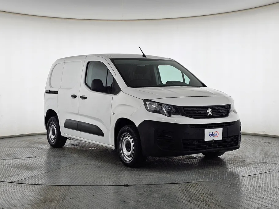 2022 Peugeot Partner Short van 