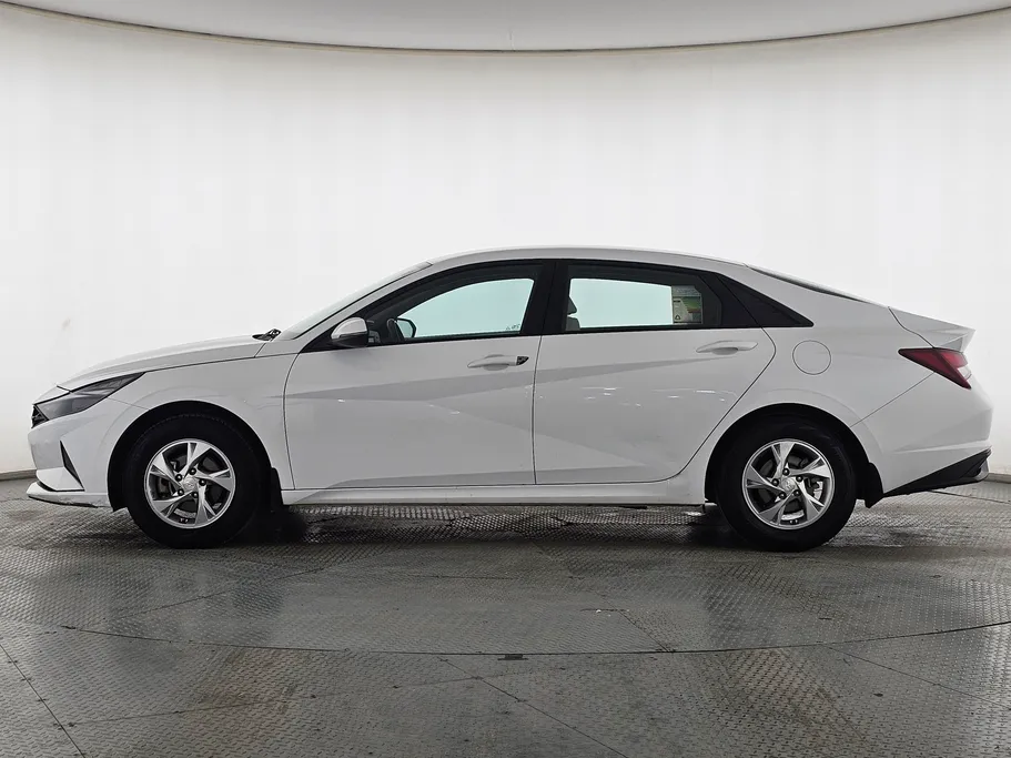 2021 Hyundai Elantra Fleet 