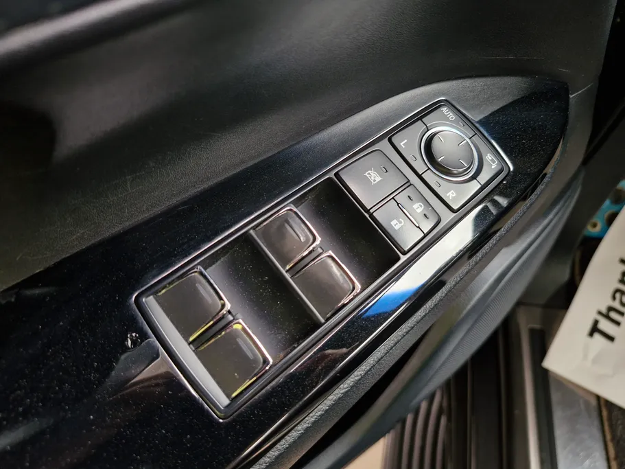 2020 Lexus LX 570 Black Ed. 