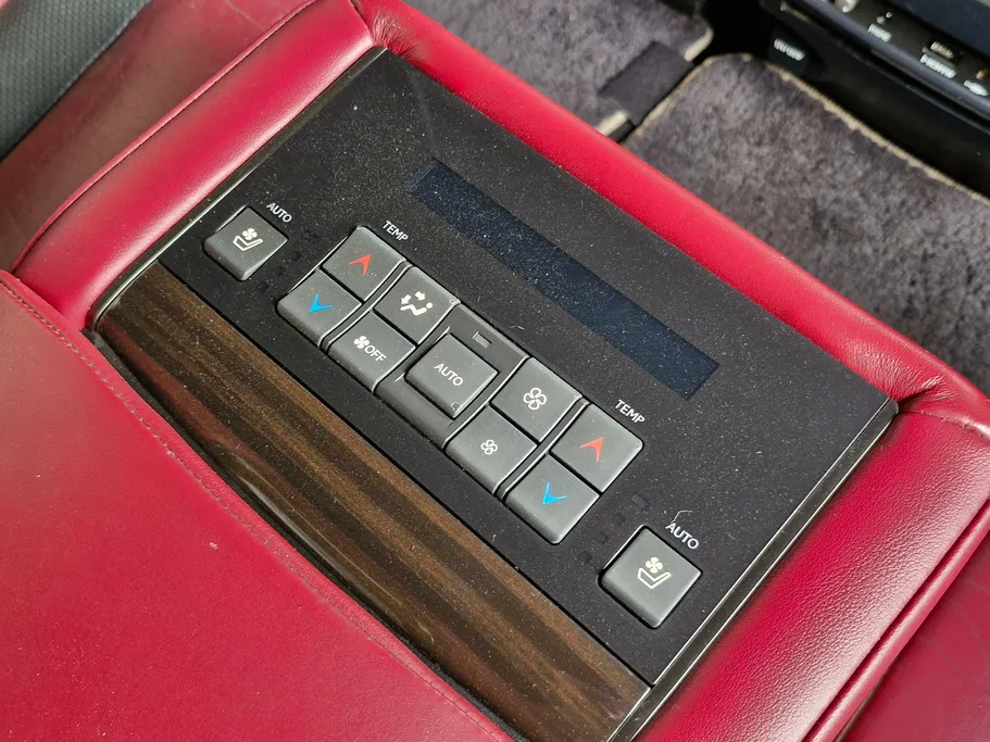 2020 Lexus LX 570 Black Ed. 