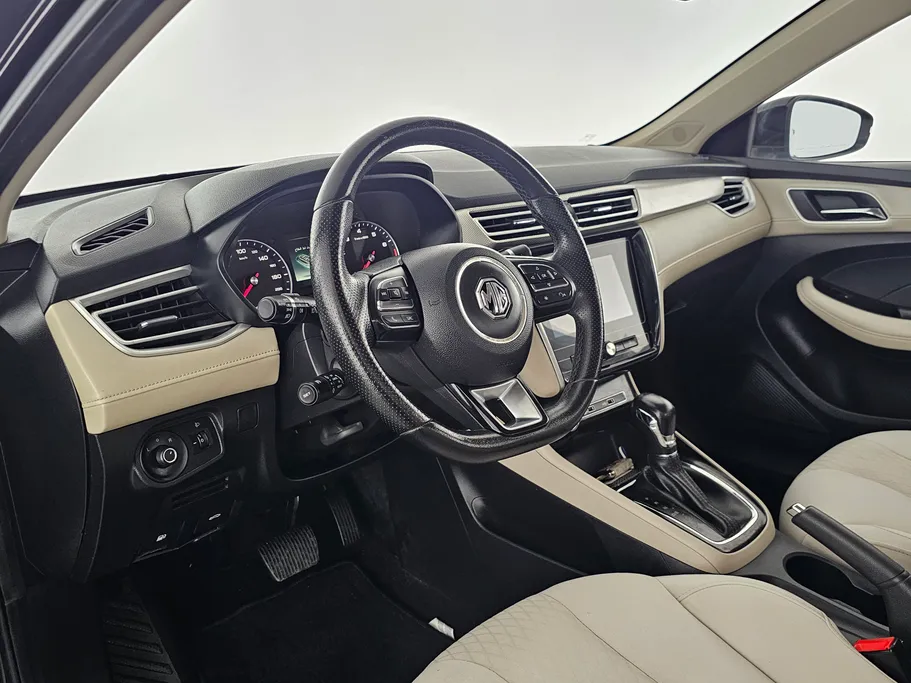 ام جي 5 COM 2022 