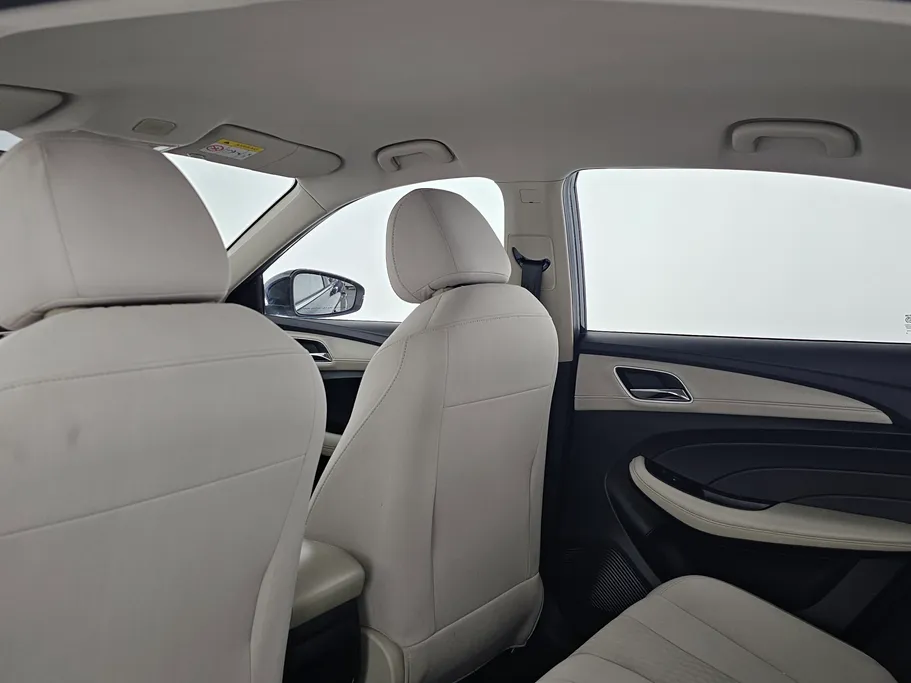 ام جي 5 COM 2022 